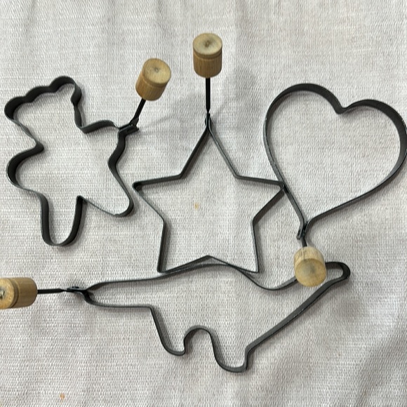 Kitchen Connection metal pancake or egg shapers can be used as cookie cutters to - Picture 7 of 7